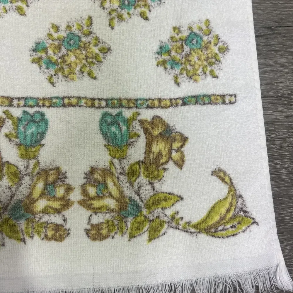 VTG Boho Yellow Blue White Floral Hand Towel 25” x 14.5” Leshner Fringe